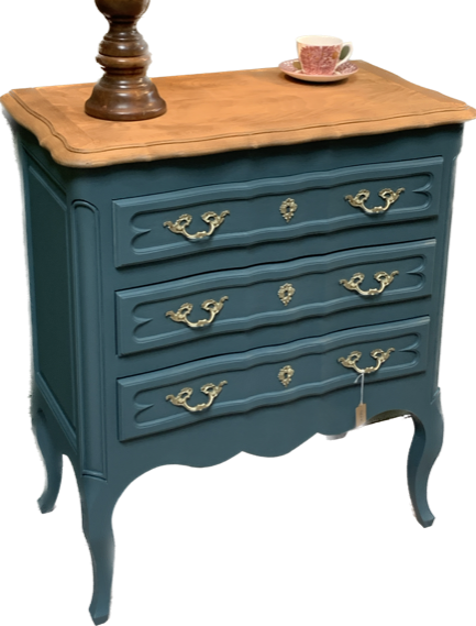 Commode bleu de style louis XV arbalète fabriqué en France